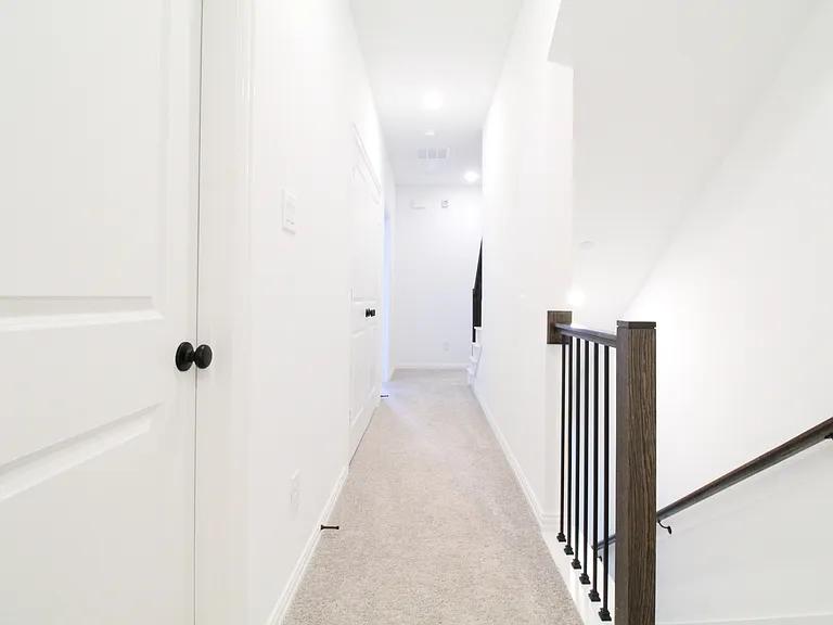 1227 Doris May Dr — Photo 12