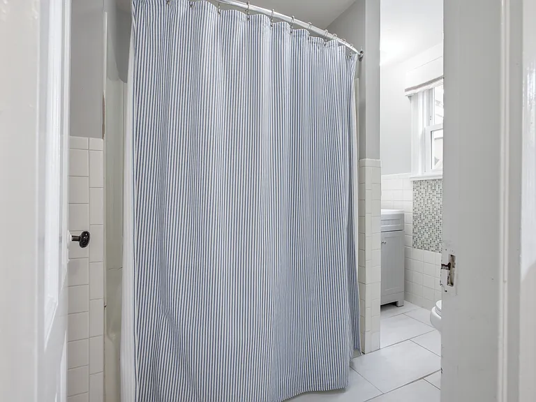 181 Churchills Ln #1 — Photo 7
