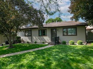 2507 Church Point Dr, Midland, MI 48642