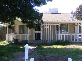 353 S Palm St, Woodlake, CA 93286