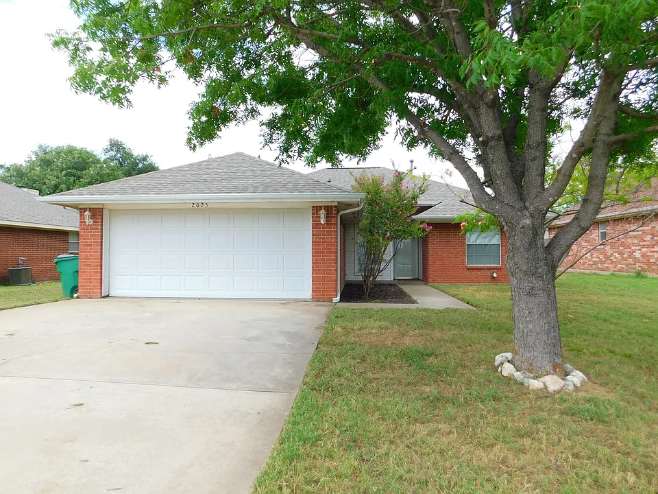 2025 Duck Creek Rd