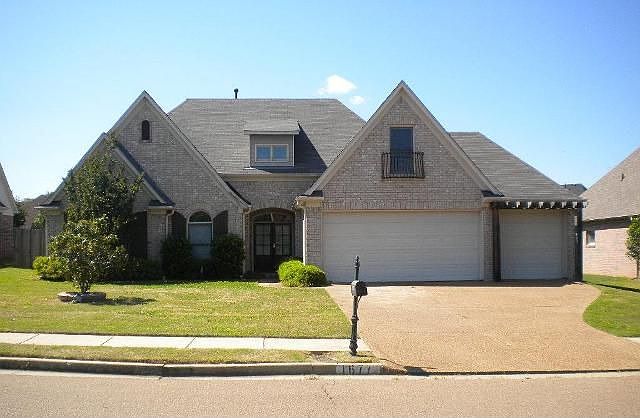 1st image of 1677 Belledeer Dr W
