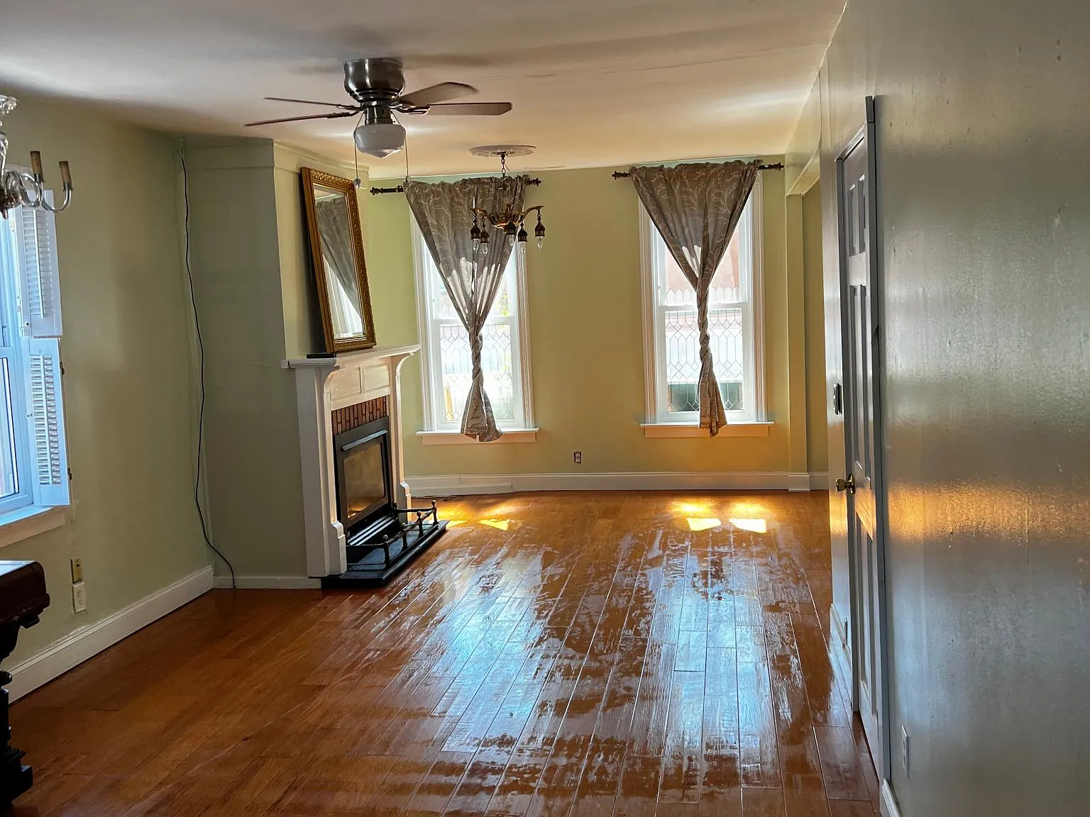 407 Summer St — Photo 2