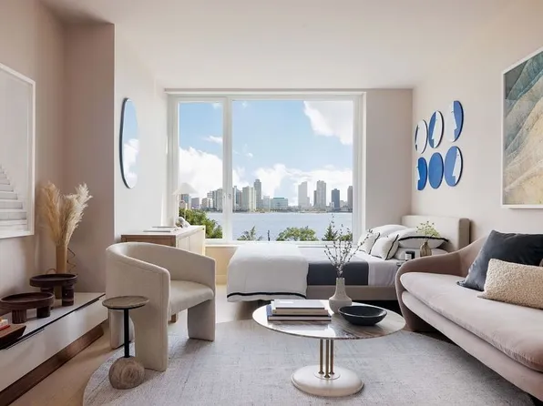 450 Washington St APT 607, New York, NY 10013
