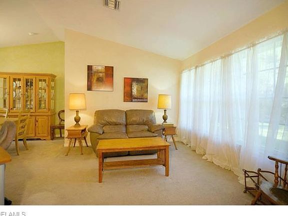 4th image of 19420 Doris Ln