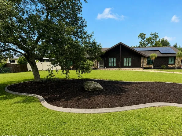 3200 N Tropical Trl, Merritt Island, FL 32953