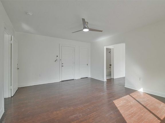 5th image of 4203 Rusk St APT 4