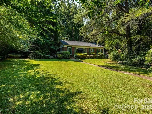 2250 Arnold Dr, Charlotte, NC 28205