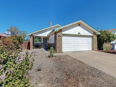 2010 Panda Dr SW, Los Lunas, NM, 87031