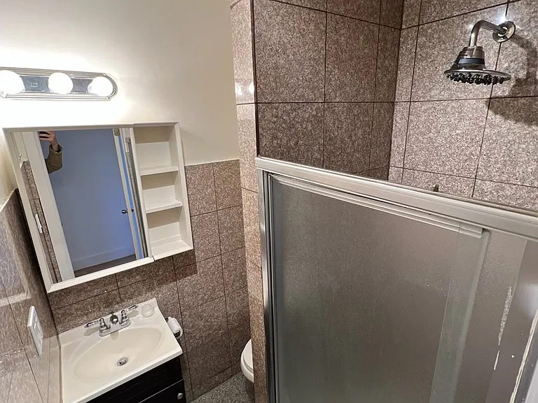 150 Norman Ave #1L — Photo 13