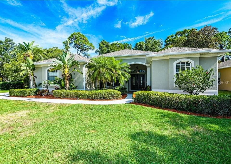 1st image of 8010 Desoto Woods Dr