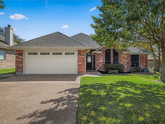 2nd image of 1806 Gray Stone Dr
