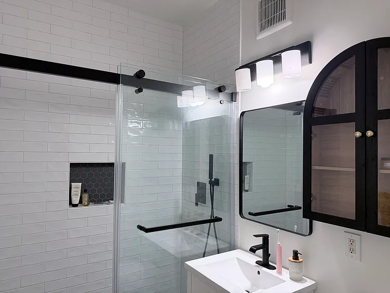 346 N McLean Blvd #2D — Photo 5