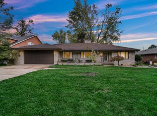 1856 S River Dr, Munster, IN 46321