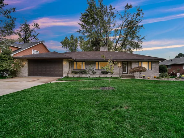 1856 S River Dr, Munster, IN 46321