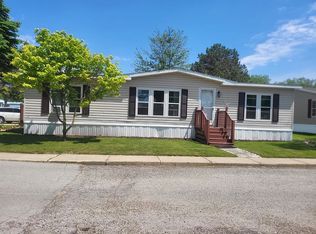 1024 Raven Dr, Bay City, MI 48706