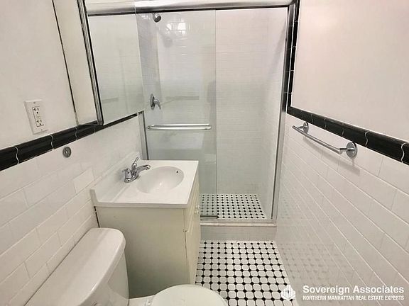 5th image of 750 9th Ave APT 1R
