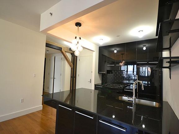 2nd image of 487 Keap St APT 0105