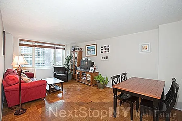 Sold by NextStopNY | media 11