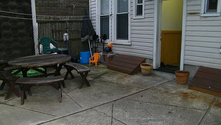 Rented by Francis Castoria LREB | media 15