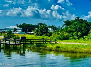 601 3rd Ave, Pass Christian, MS 39571