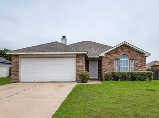 125 Hampton Ct, Rhome, TX 76078