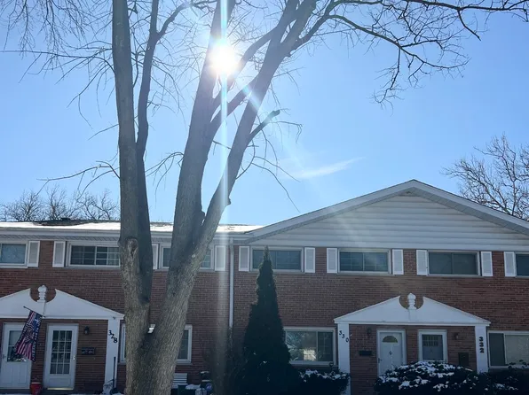330 Skokie Ct, Wilmette, IL 60091