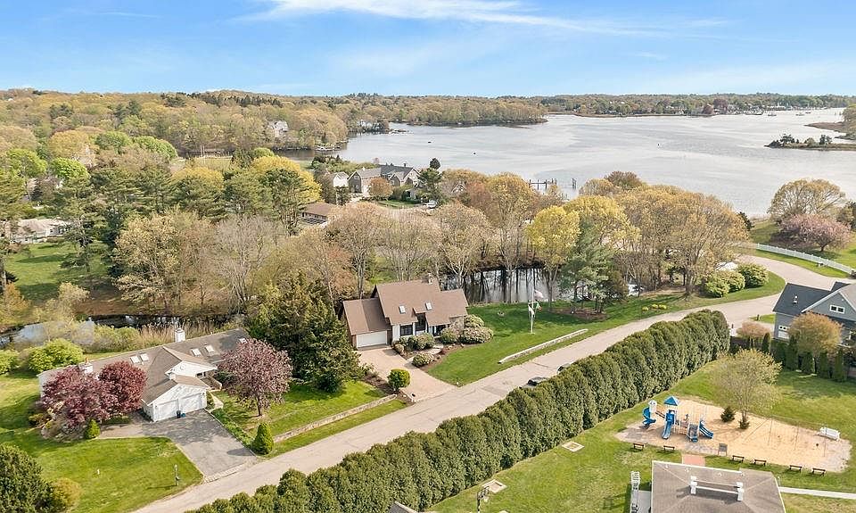 10 Timothy Dr, Westerly, RI 02891 Zillow