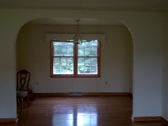 large archway dinning room