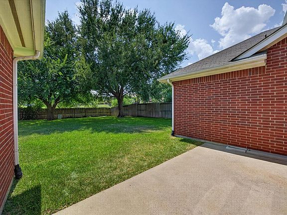 4th image of 21323 Pebble Pine Trl