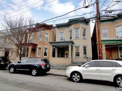 418 52nd St, West New York, NJ, 07093