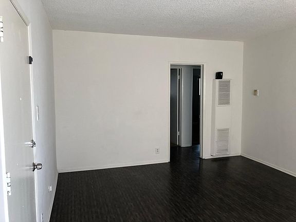 5th image of 1881 W 27th St