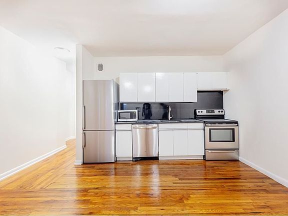 2nd image of 120 W 25th St APT 4