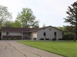 13097 Country Club Dr, Clio, MI 48420