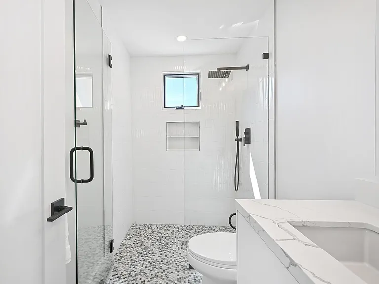 413 E Edgewater Ave — Photo 49