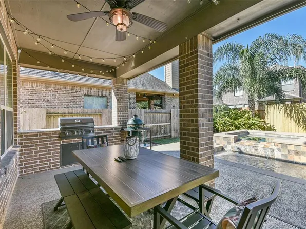 3015 Currant Dr, Manvel, TX 77578