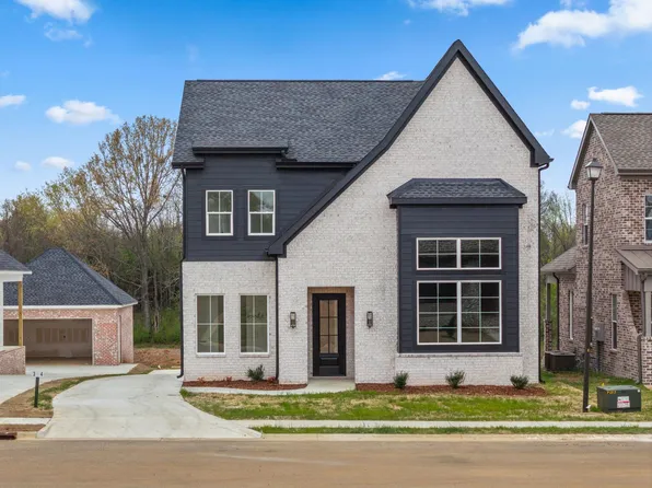 201 Fame Ave, Tuscumbia, AL 35674