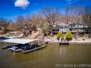 84 Hendrix Haven Dr, Sunrise Beach, MO 65079