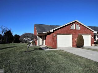 161 Chantilly Ct, Hagerstown, MD 21740