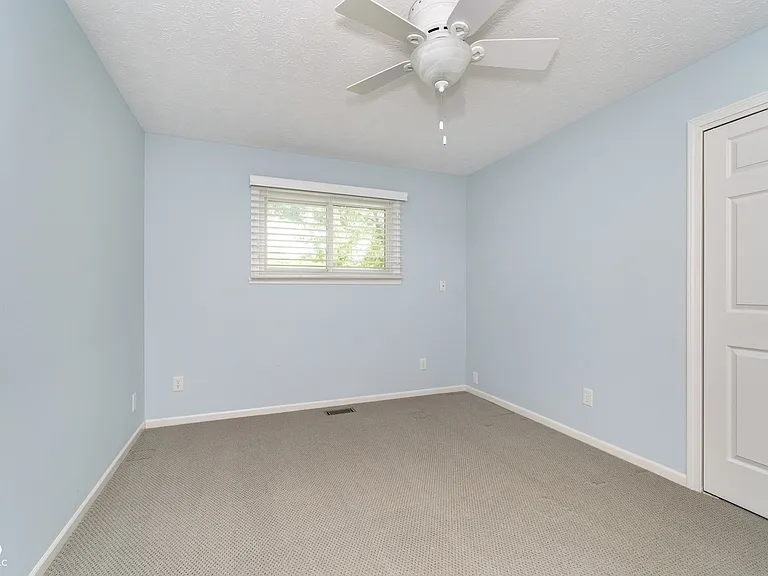 13738 Roswell Dr — Photo 22