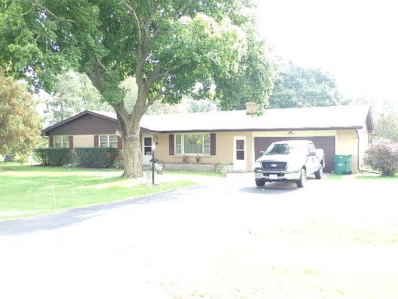 2nd image of 2235 Humbolt Dr