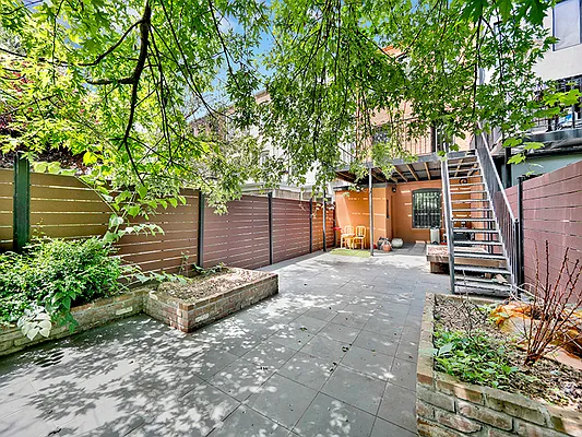 Rented by Massada Home Sales Inc | media 9