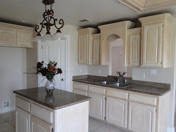5th image of 4035 Solid Dr
