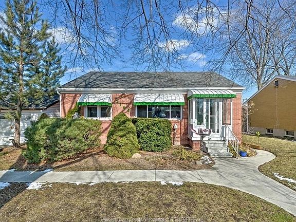 4th image of 1164 Harrison Ave