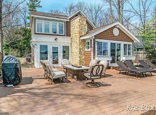 2524 Crescent Shores Dr, Traverse City, MI 49685