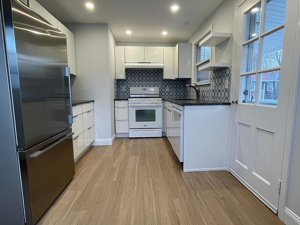 1st image of 66 Church St #2