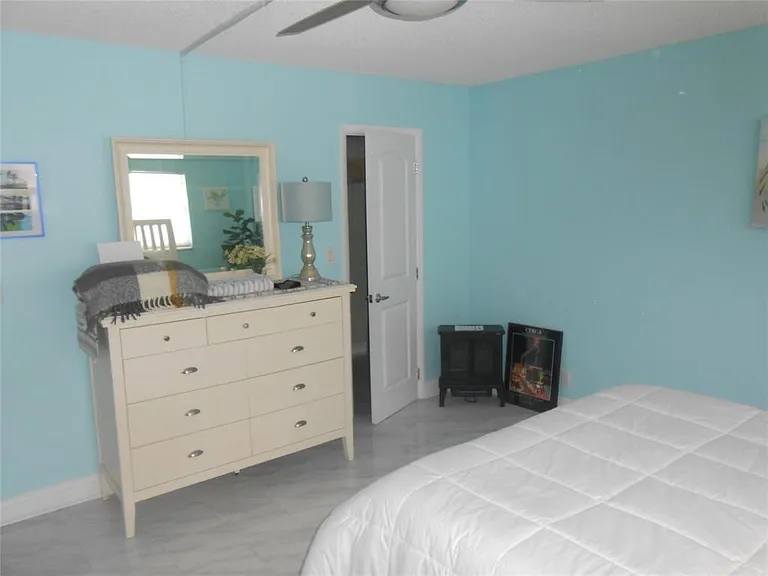 4540 N Ocean Dr #210 — Photo 25