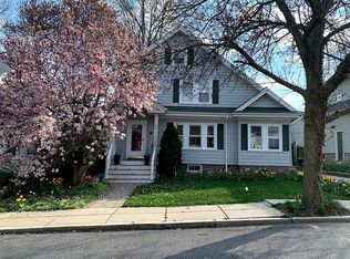 51 Chilton Rd, West Roxbury, MA 02132