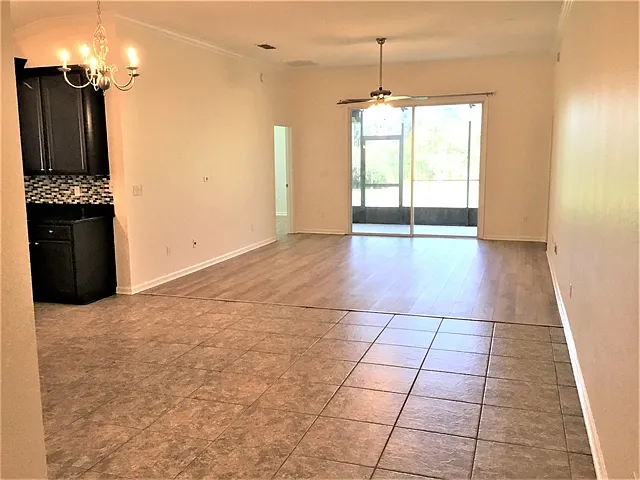 105 Flower Of Scotland Ave — Photo 5