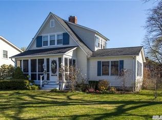 110 Bayway Ave, Brightwaters, NY 11718
